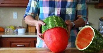 练腰吃瓜的视频,轻松塑形乐趣多