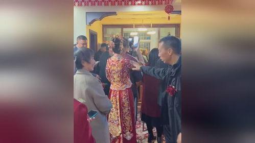 新娘现场吃瓜视频,笑料百出！