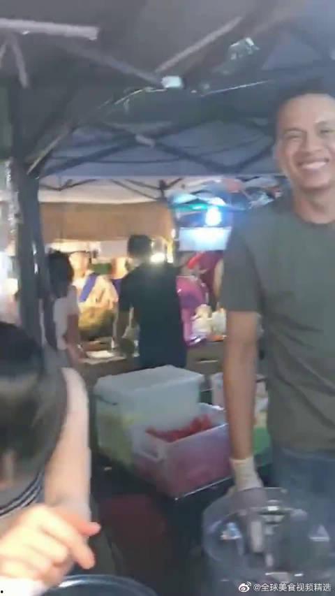 吴川吃瓜八卦新闻视频播放,揭秘热门八卦新闻背后的真相