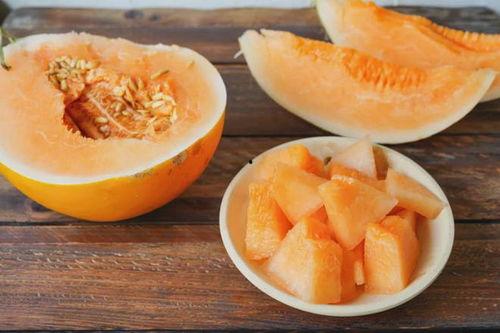 蜜瓜可以蒸着吃么视频讲解