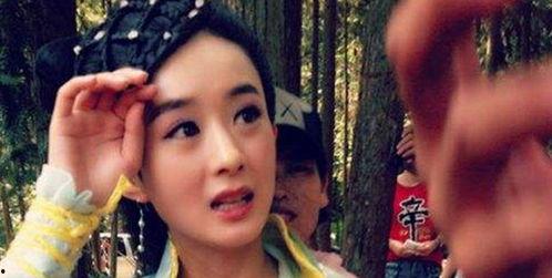 女子现场吃瓜图片大全视频