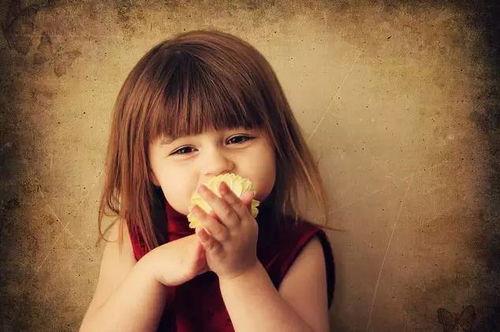 欣小萌吃瓜视频,揭秘娱乐圈幕后故事