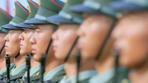 军人教练吃瓜视频播放全集,揭秘军营里的欢乐时光