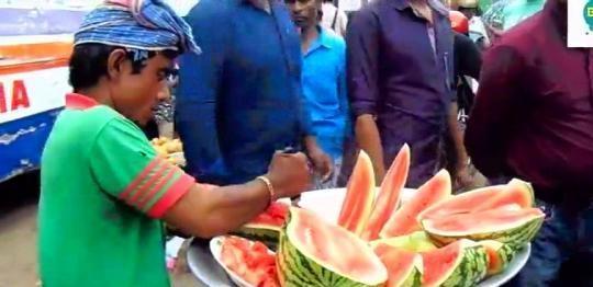 印度人吃瓜教学视频,跟着教学视频学吃瓜