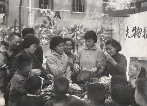 吃瓜群众70年代视频,那些年我们一起“吃瓜”的日子