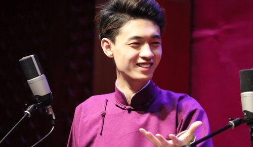 明星吃瓜秦霄贤视频,明星圈幕后趣事大揭秘