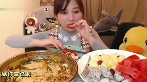 大瓜吃九大碗视频在线观看,笑料横生！视频在线观看，欢乐无限